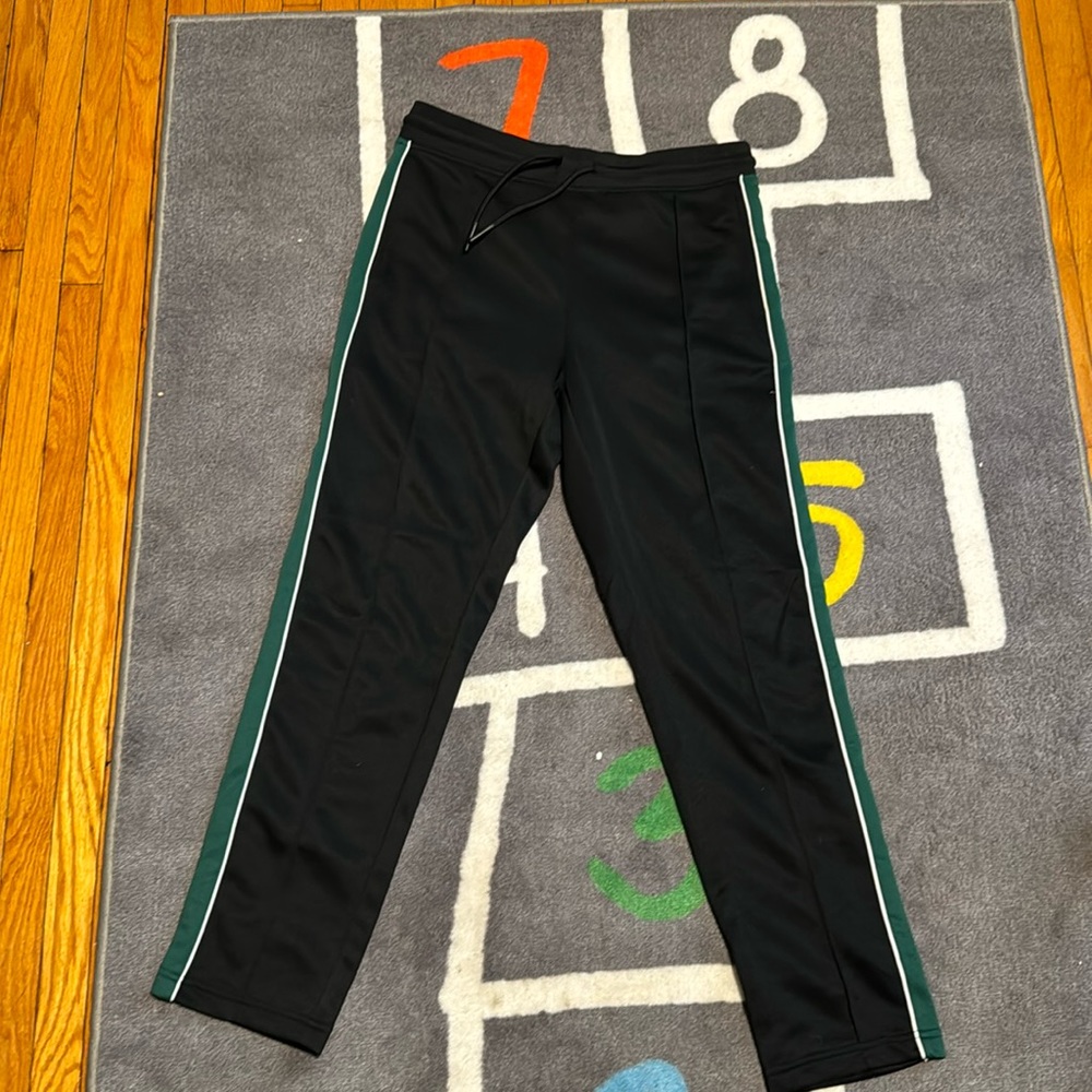 Like new track pants pleat